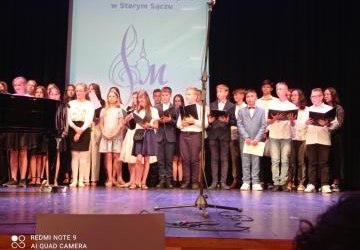 Uroczystość zakończenia roku szkolnego 2021/2022 w Szkole Muzycznej I stopnia w Starym Sączu.